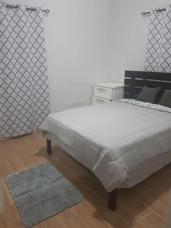 Grey Stone Villa 2 Happy Hill Apartamento